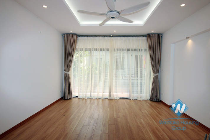 Brand new - quality house for rent with balcony & roof terrace